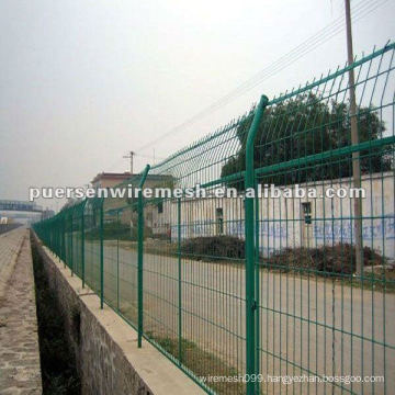 Green PVC Coated Welded Wire Mesh Fence Manufacturing